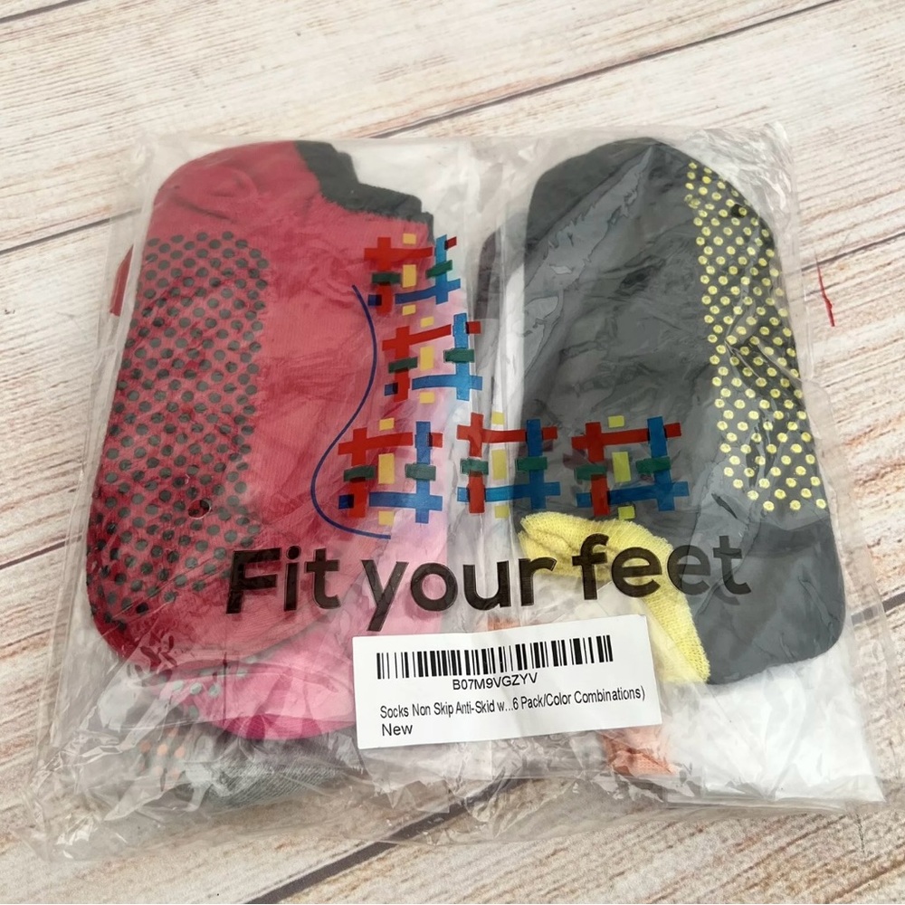Women’s 6 pairs Anti Slip Non Skid Slipper Multicolor socks with grips One size - Picture 6 of 8